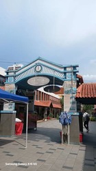 Toa Payoh Town Centre (D12), Shop House #573080921